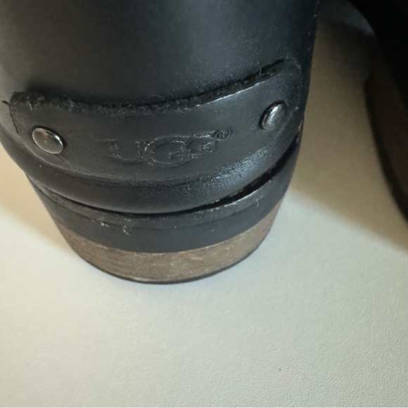 UGG Kilmer II black suede leather lace-up combat boots. - Picture 7 of 10